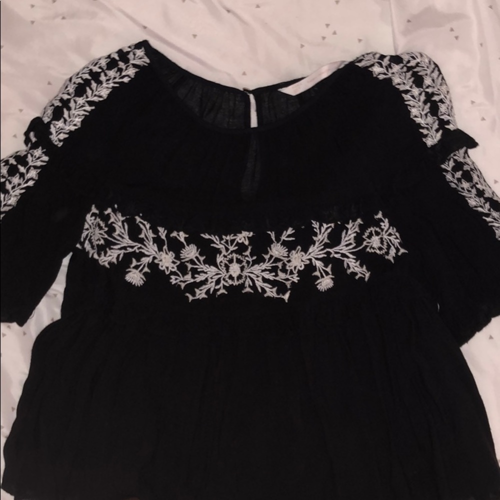 Zara Black with White Detailed Top